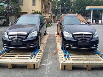 Cặp xe sang bọc thép Mercedes S600 về Hà Nội